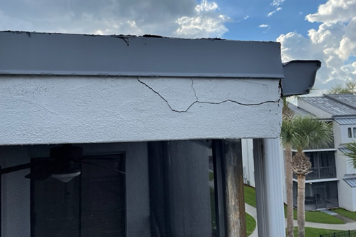Cracks on a Kissimee Property Signifying Need for Building Repair